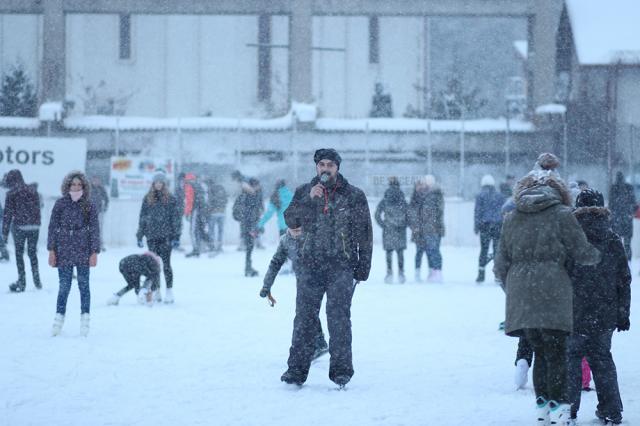 Aproape 3.000 de lei adunaţi la evenimentul caritabil organizat de Grupul de Iniţiativă al Fundaţiei Comunitare Bucovina