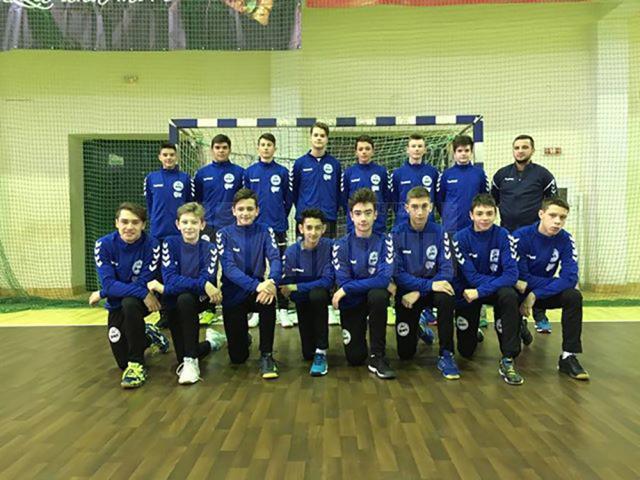 Echipa de handbal juniori III a Universităţii Suceava, antrenor Vasile Boca