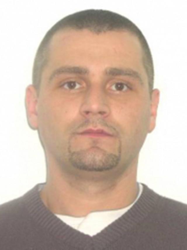 Mihai Grădinariu a ajuns în arestul poliţiei judeţene, în noaptea de joi spre vineri, extrădat din Anglia
