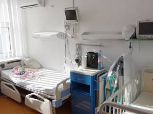 Salon din secţia Pediatrie a Spitalului de Urgenţă „Sfântul Ioan cel Nou” din Suceava