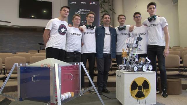 Robotul „Sabogeli” al elevilor de la „Filadelfia” intră în arena celei mai mari competiţii de robotică pentru liceeni