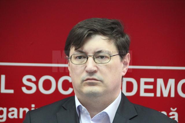 Secretarul de stat în Ministerul Sănătăţii, dr. Tiberius Brădăţan