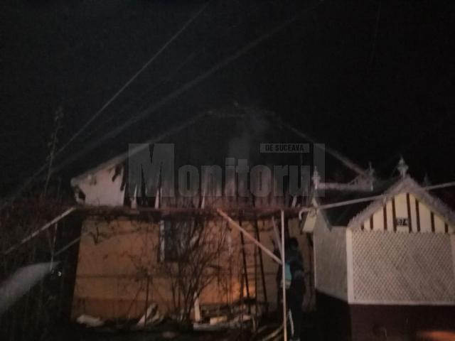 Incendiu devastator la o gospodărie din Pătrăuţi