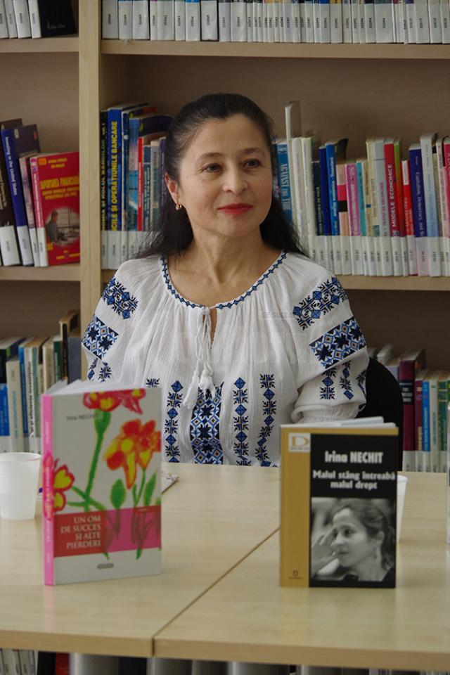 Scriitoarea și jurnalista Irina Nechit