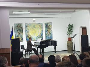 Primăria Suceava va cumpăra un pian nou pentru Colegiul de Artă „Ciprian Porumbescu”