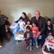 Ajutoarele au ajuns şi la nouă copii nevoiaşi din comuna Baia