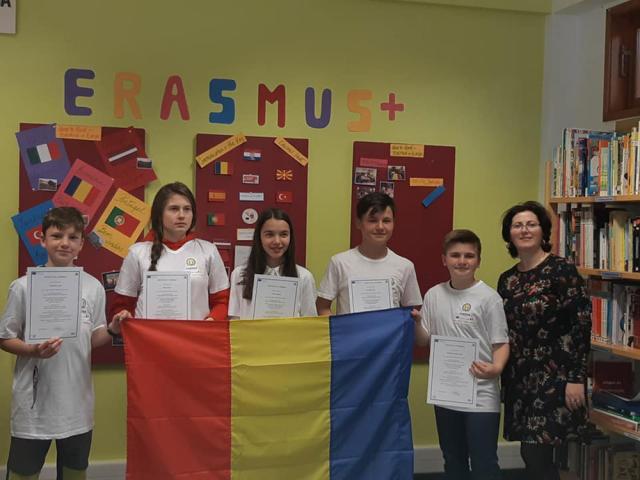 Elevi şi profesori de la Liceul Tehnologic „Mihai Eminescu” Dumbrăveni, în Portugalia