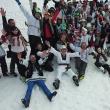 Iubitorii sporturilor de iarnă au răspuns invitației organizatorilor evenimentului „Ia-ți cămeșa și bundița/ Hai la schi pe Veverița”