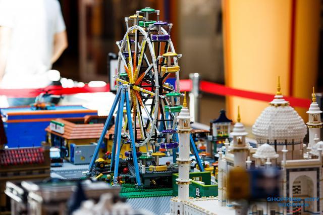 Zilele Fanilor LEGO TM., la Shopping City Suceava
