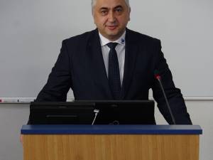 Prof. univ. dr. ing. Valentin Popa, rectorul USV
