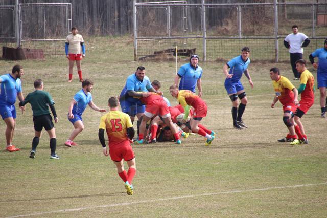 La doar 18 ani, Alex Miroş a jucat titular pe postul de mijlocaş la grămadă şi a reuşit singurul eseu al humorenilor