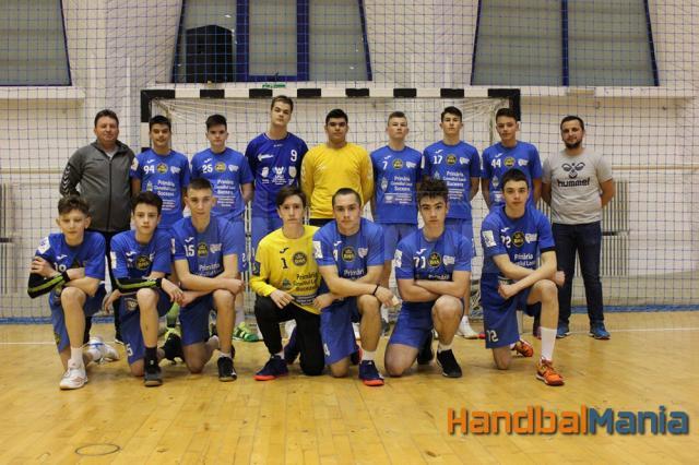 Echipa CSU Suceava după victoria din derby-ul de la Bacău. Foto handbalmania.ro