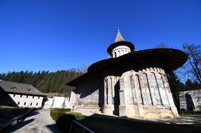 Mănăstirea Voroneț a aniversat 28 de ani de la reînființare. Foto: Constantin Ciofu