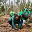 „Pădurea de mâine” a mai crescut cu 6160 de puieți de arbori, cu ajutorul voluntarilor