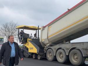 Gheorghe Flutur a inspectat lucrările de pe drumul Suceava - Ipotești - Bosanci - Dolhasca