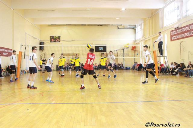 LPS CSS Suceava a fost la un set de turneul final