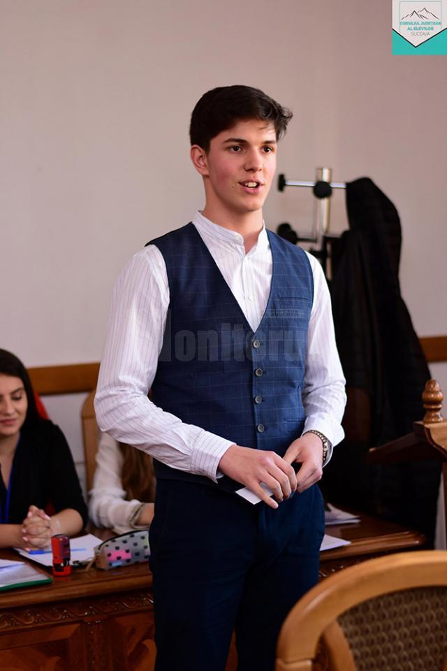 ”Vocea elevilor” din Suceava este Rafael Barac Bologa