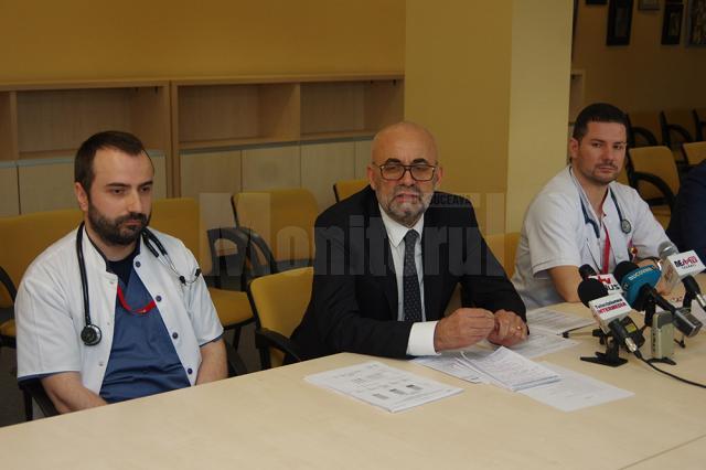 Dr. Ciprian Mitric, managerul Vasile Rimbu și dr. Alexandru Calancea