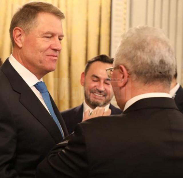 Primarul Ion Lungu, alături de Klaus Iohannis la lansarea celei de-a treia cărți