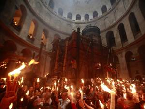 Lumina Sfântă de la Ierusalim va fi adusă și anul acesta credincioşilor ortodocşi suceveni - Sursa foto: basilica.ro