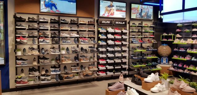 Primul magazin Skechers din regiune s-a inaugurat în Iulius Mall Suceava