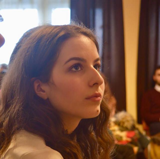 Diana Diaconescu, elevă în clasa a XI-a la Colegiul Naţional „Petru Rareș” din Suceava