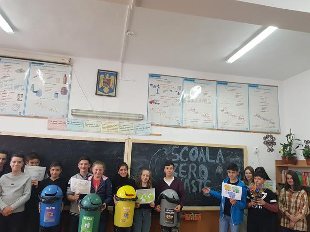 Acțiuni de ecologizare, informare și conștientizarea a importanței colectării selective, la Școala Gimnazială „Constantin Morariu” Pătrăuți