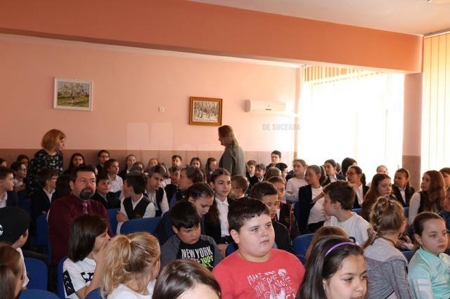 Campania Globală pentru Educație, la Școala Gimnazială „Miron Costin” Suceava