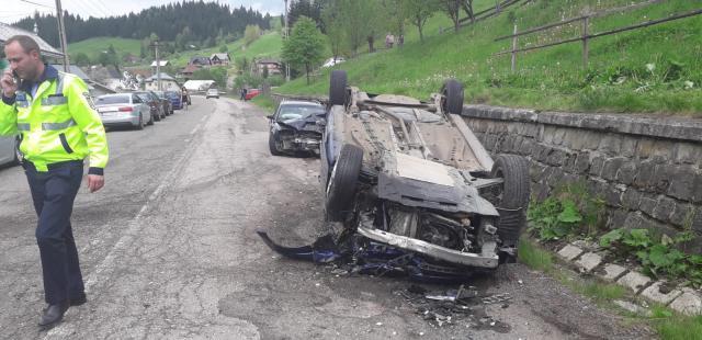 Accident cu trei răniţi, din cauza unei depăşiri efectuate de un şofer băut