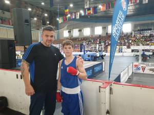 Antrenorul Andu Vornicu, alături de semifinalistul Campionatului European de juniori, Cristian Măzăreanu