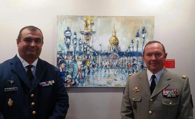 Paul Anastasiu (stânga) cu șeful Statului Major al Armatei Terestre ( Premiul Armatei Franceze pe anul 2019)