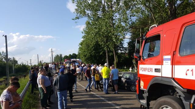 Patronul de la Rynox şi un alt sucevean, răniţi serios în urma unui accident cu două motociclete şi o maşină