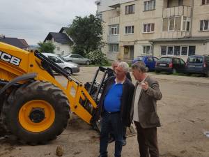 Lucrările de reabilitare și modernizare din cartierul Obcini, verificate în teren de primarul Sucevei