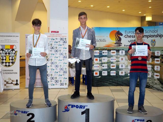 Edward Pădurariu a obținut bronzul la secțiunea Blitz, Under 15
