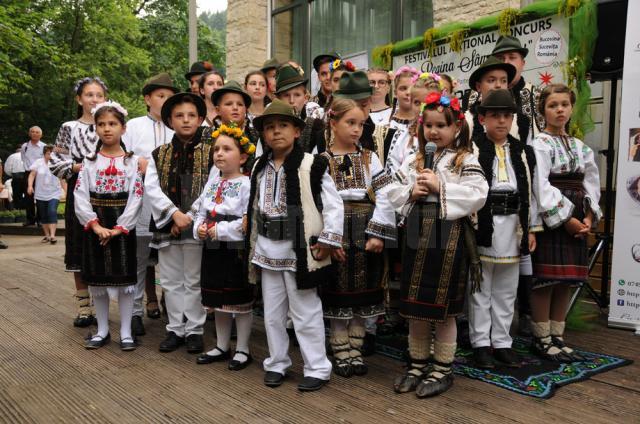 Mostenitorii Bucovinei, grup folcloric prezent in festivalul de la Sucevita