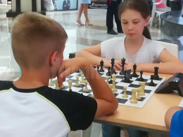 Locuri meritorii pentru elevi suceveni de la Palatul Copiilor, la un concurs de șah desfășurat la Vaslui