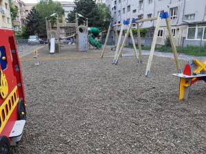 Locul de joacă de pe strada Amurgului din cartierul Burdujeni va fi inaugurat joi