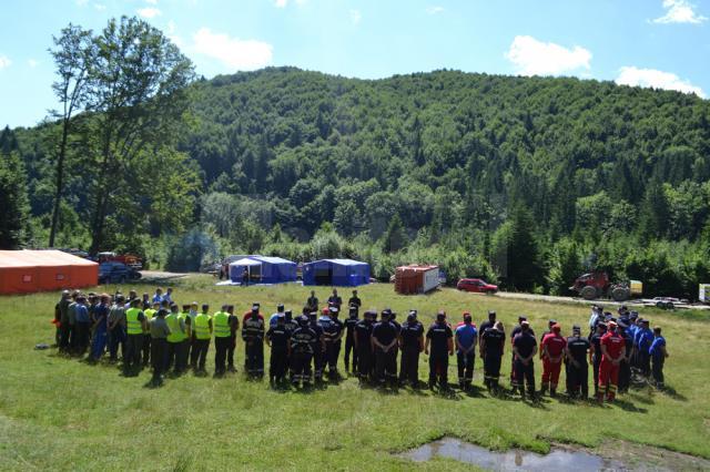 Exerciţiu ISU pentru intervenţia în cazul unui incendiu forestier