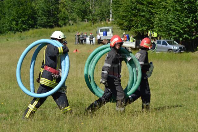 Exerciţiu ISU pentru intervenţia în cazul unui incendiu forestier