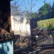 În incendiu au ars acoperișul casei și două anexe din gospodărie