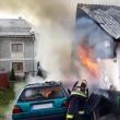 Focul a distrus pe interior casa bătrâneasca și, în mare parte, și mașina