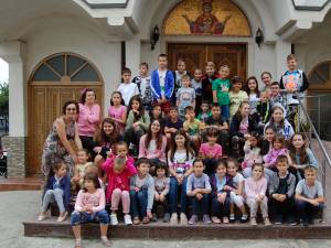 Şcoală de vară, la Biserica „Acoperământul Maicii Domnului” din Suceava