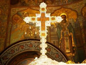 Semnul Sfintei Cruci este o mărturisire a credinţei creştine