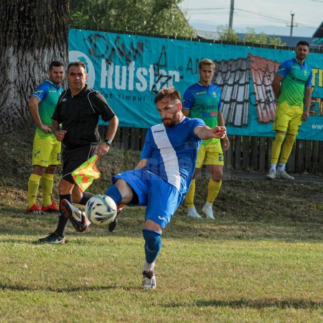 Andrei Alecsandru a marcat cel de-al doilea gol al formaţiei rădăuţene. Foto Cristian Plosceac