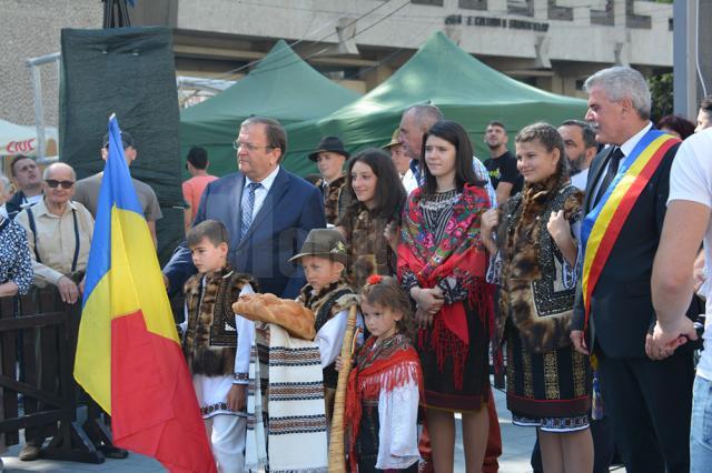 Gheorghe Flutur și Mihăiță Negură au participat la deschiderea oficială a festivalului