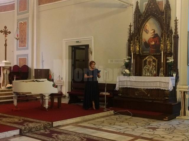 Soprana Simona Mihai, violonistul George Zacharias şi pianistul Spyros Souladakis, concert de excepţie, sâmbătă, la Biserica Romano-Catolică Suceava
