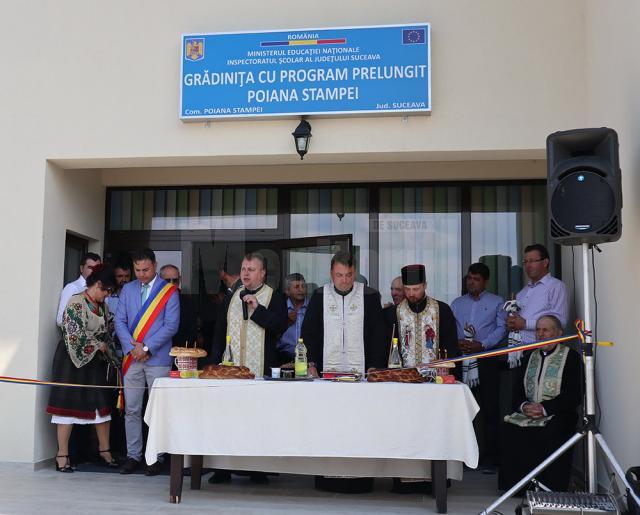 Inaugurare grădiniţei cu program prelungit din comuna Poiana Stampei
