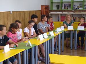 Şcoala de vară „Gaudeamus” s-a deschis, ieri, la Liceul Tehnologic din Dumbrăveni, cu o întâlnire a elevilor cu ziarişti