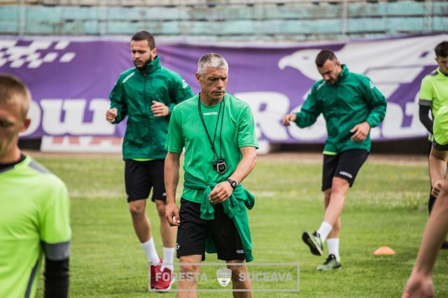 Eroul ultimului meci din Cupa României îndeplineşte funcţia de antrenor secund la Foresta. Foto: Costi Solovastru