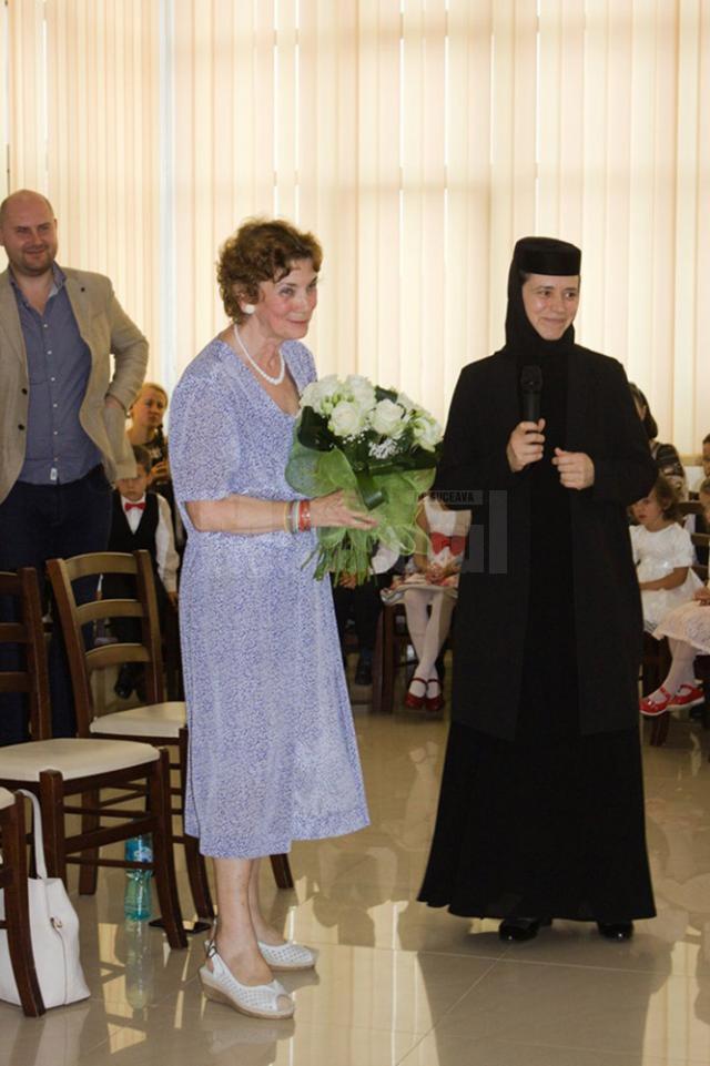 Violonistul Alexandru Tomescu a vizitat recent Aşezământul de copii ,,Sf. Ierarh Leontie” din Rădăuţi